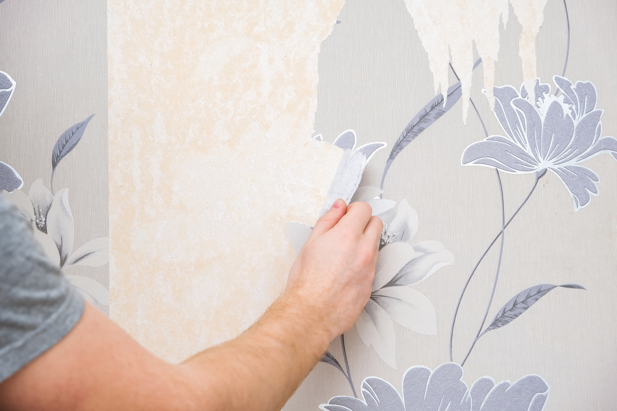 Removing old wallpaper in a Santa Clara home