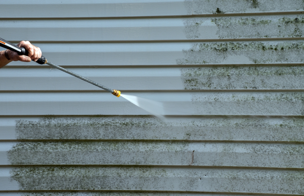 Benefits of pressure washing your commercial property in the San Jose area